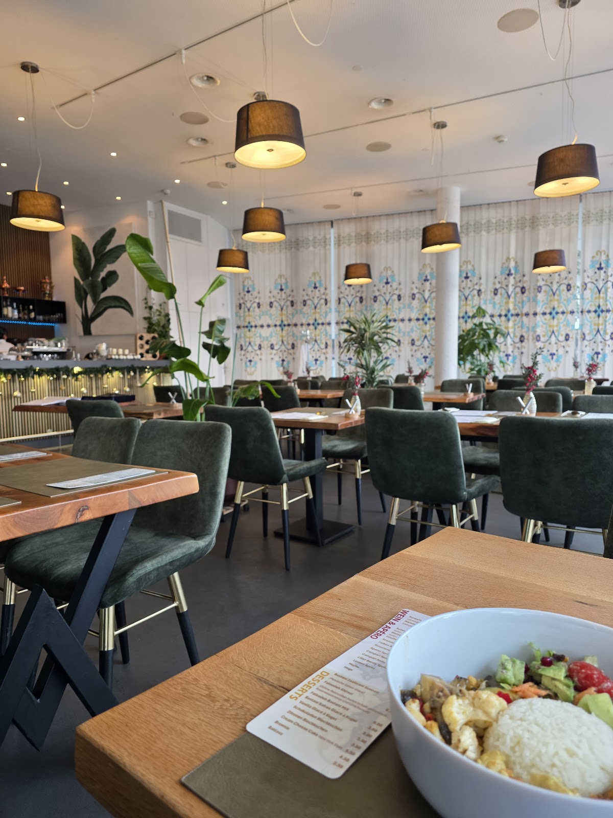 Elegantes Interieur des Restaurant 1001 Nacht